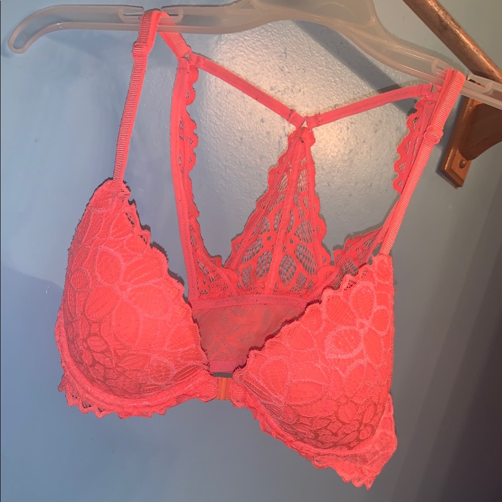 PINK Victoria’s Secret Date Lightly Lined Bra 34B